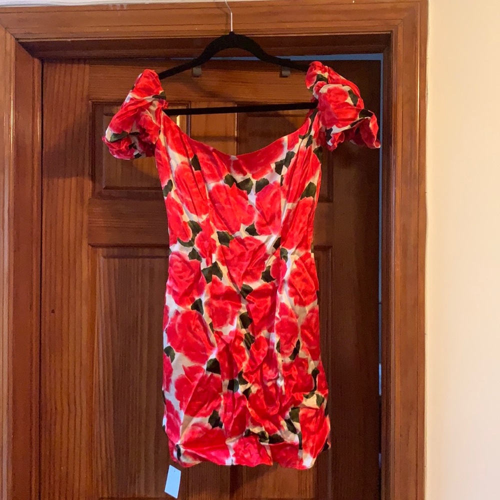 De La Vali - Koko Red Rose Satin Mini Dress (UK size 6, NEW w tags)